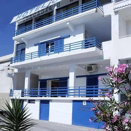 Corali 2* Adamantas (Milos)