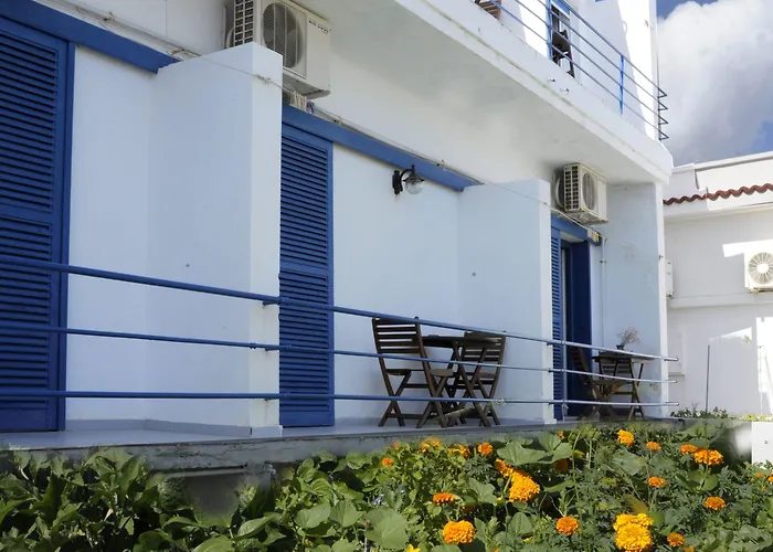 Hotel Corali Adamantas (Milos)