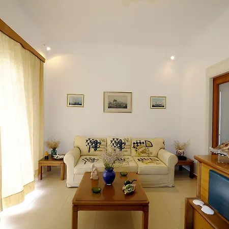 Hotel Corali 2*