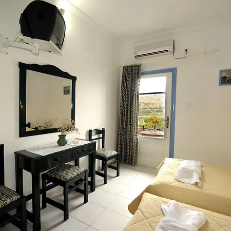 Corali Hotel Adamantas (Milos)